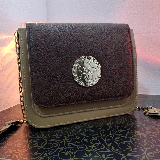 Velvra Crossbody